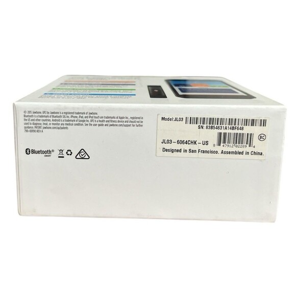 UP2 by Jawbone Wireless Activity and Sleep Tracker Silver Brand New - Picture 5 of 5